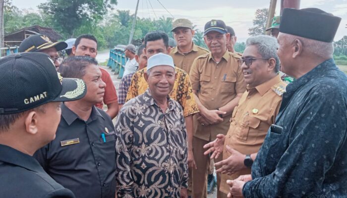 Penjabat Bupati Aceh Utara Dr.Drs.Mahyuzar.,M.Si tinjau Pembangunan Bendungan Irigasi Krung Pase