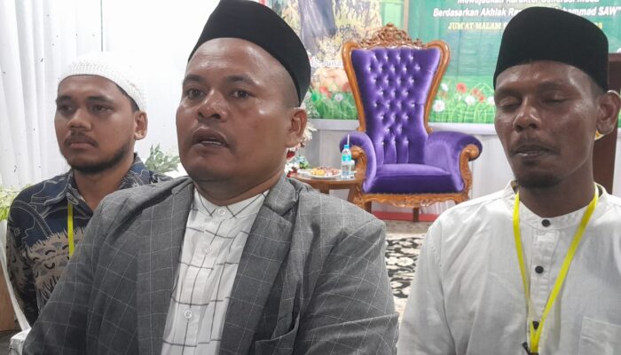 Masyarakat Gampong Geulinggang Peringati Maulid Nabi Dengan Zikir dan Doa Untuk Palestina