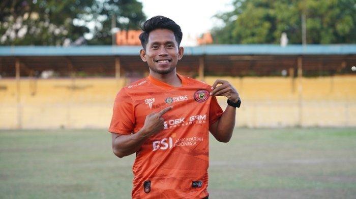 Andik Vermansah Ajak Pemain Persiraja Mamfaatkan Laga kandang Pertama