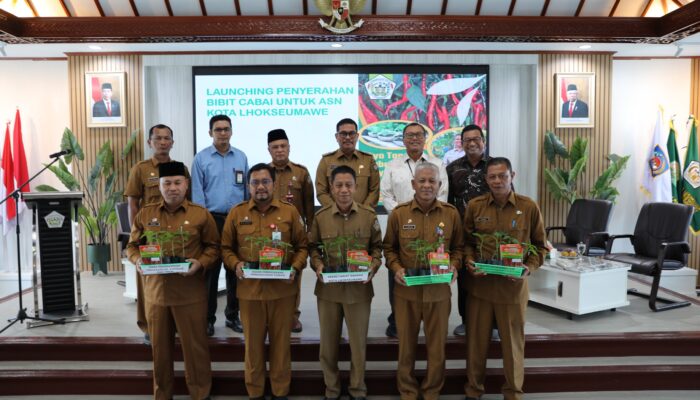 Peduli Inflasi, Pj Wali Kota Lhokseumawe Canangkan Gerakan Tanam Cabai 