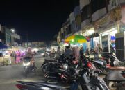 SUASANA MALAM HARI DI KEUDE BAYU ACEH UTARA MENJELANG HARI RAYA IDUL FITRI