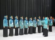 TP PKK Lhokseumawe Bawakan Lagu Bungong Jeumpa di Lomba Paduan Suara HKG Ke-52