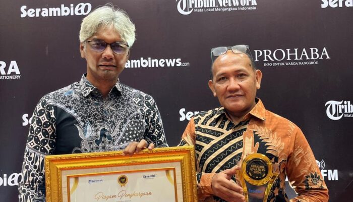 Perumda Tirta Pase Aceh Utara mendapat penghargaan Serambi Award 2024 sebagai perusahaan daerah dengan kategori pelayanan prima di sektor air bersih