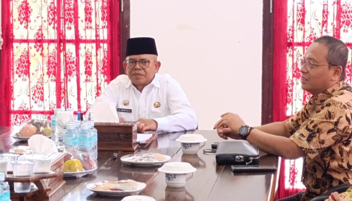 Terima Kunjungan Staf Presiden RI untuk Tinjau Masjid Baitussalam Nyak Sandang