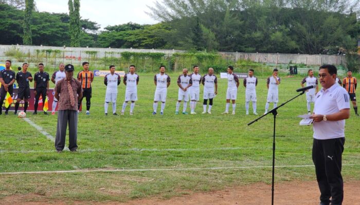 Pj Wali Kota A Hanan Minta Sportivitas dan Persahabatan Pada Turnamen Sepakbola Antar Instansi