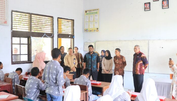 Sekda Pastikan Makan Gratis untuk Siswa Lhokseumawe Sesuai Standar