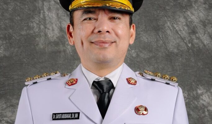 Siapa Sayuti Abubakar, Wali Kota Terpilih Kota Lhokseumawe ini Profilnya